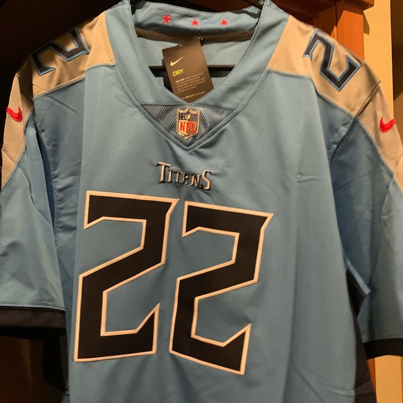 derrick henry clothing